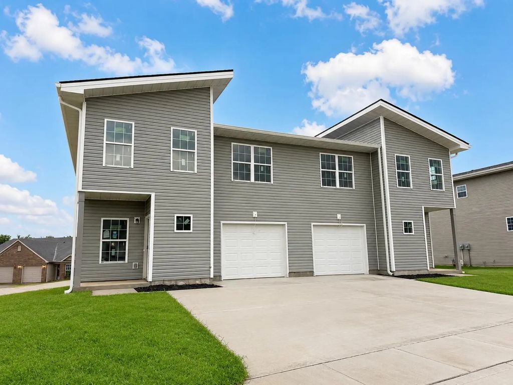 105-107 Elkchester Circle, Nicholasville