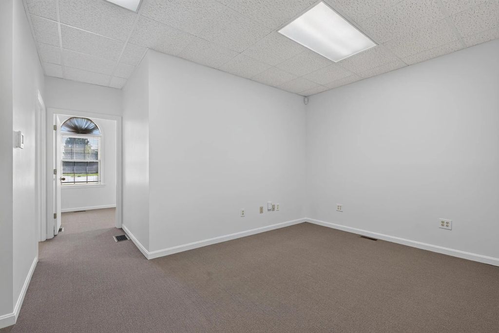 519 Darby Creek Road 3, Lexington