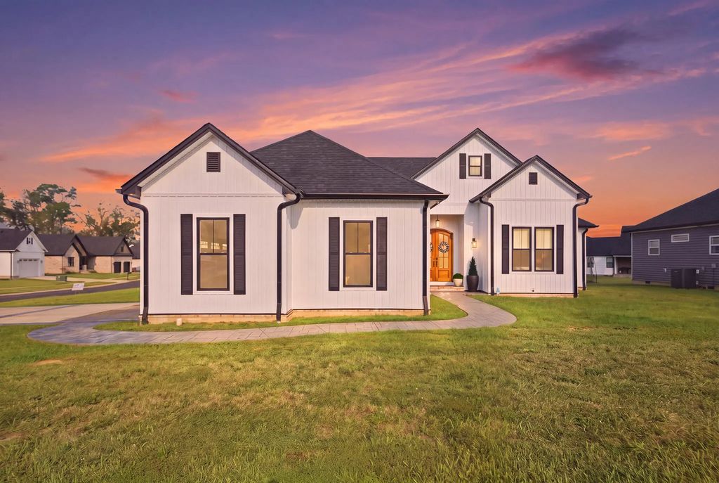 152 Willis Drive, Danville