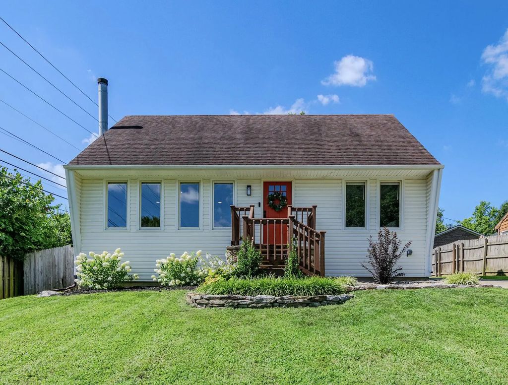878 Bordallo Drive, Lexington