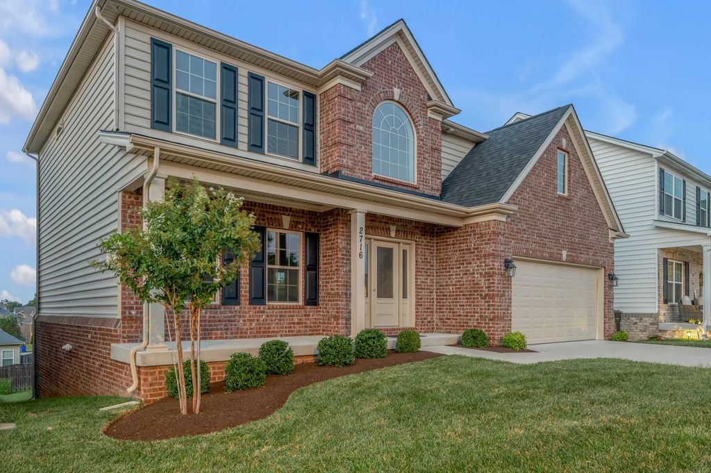 2716 Kearney Creek Lane, Lexington