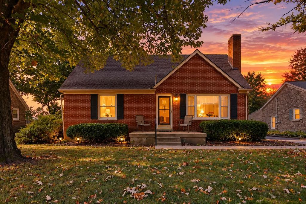 564 Saint Anthony Drive, Lexington