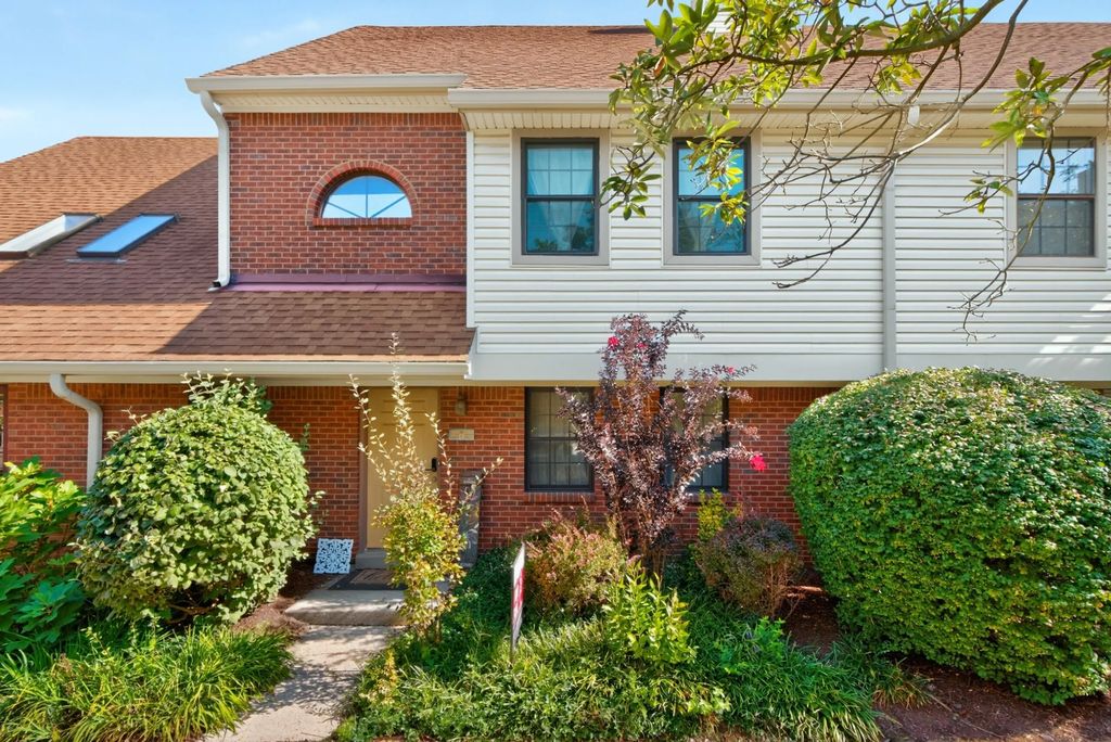 3441 Laredo Drive 15, Lexington