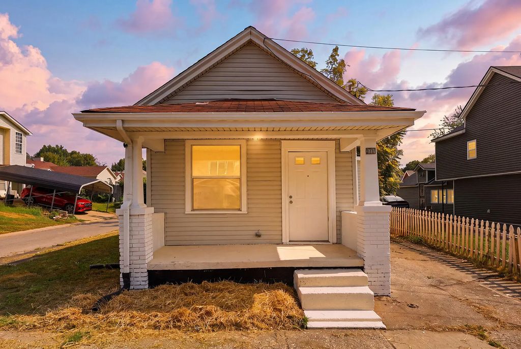 271 E Fourth Street, Lexington