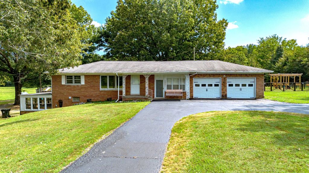 1299 Oak Park Boulevard, Calvert City