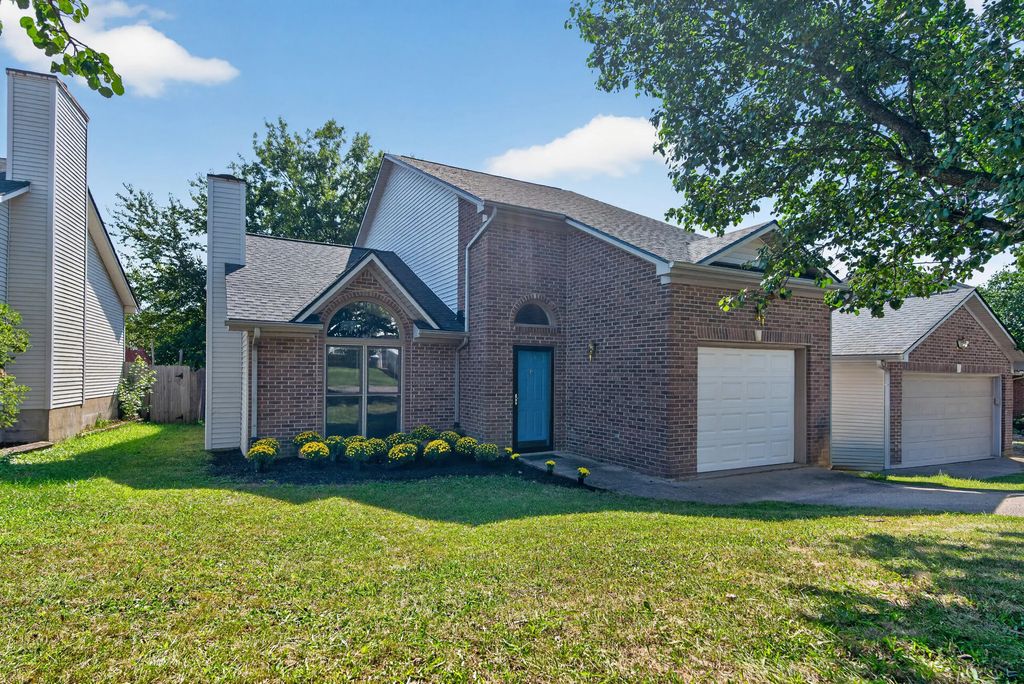 4617 Hartland Parkway, Lexington