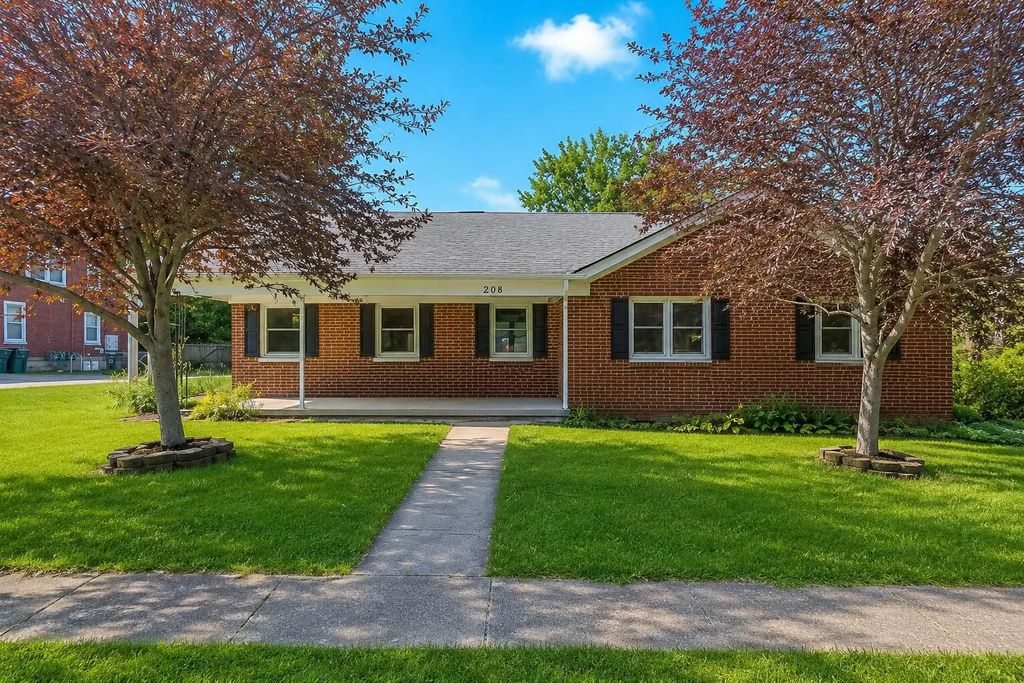 208 N Lewis Court, Georgetown