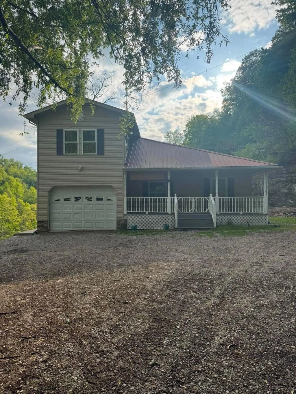 94 Edgewood Drive, Isom