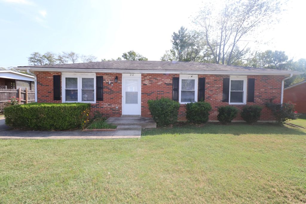 318 Laurel Lane, Nicholasville