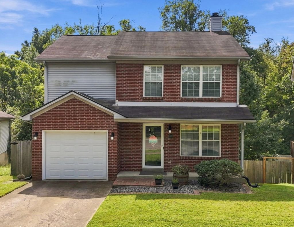 3332 Tyler Court, Lexington