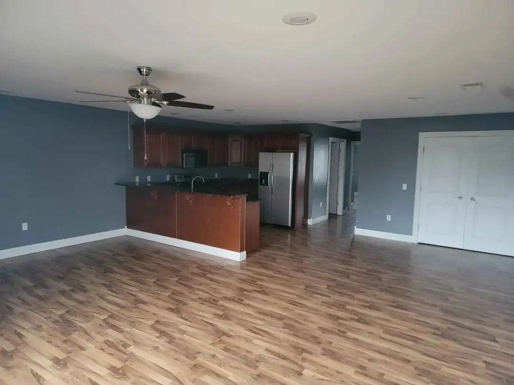 100 Stonecrest Drive 5, Somerset
