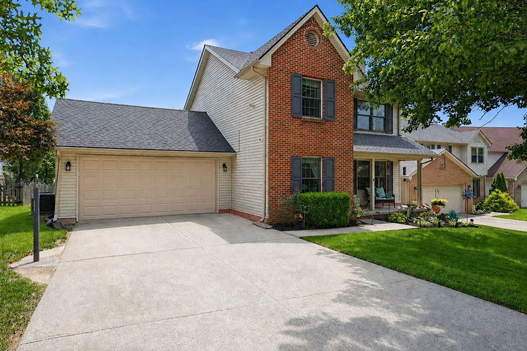 532 Amberley Drive, Lexington