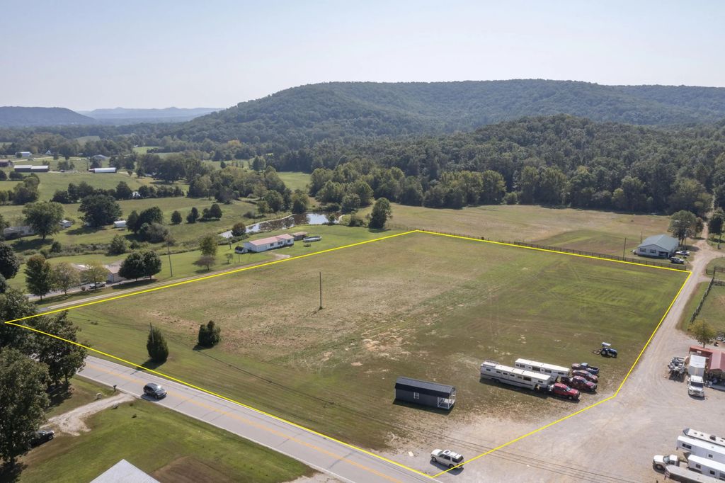 6501 U.s. 60, Salt Lick