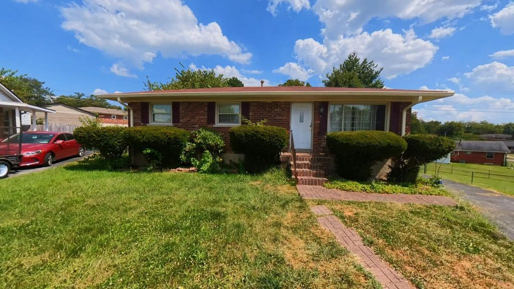 501 Kildare Court, Lexington