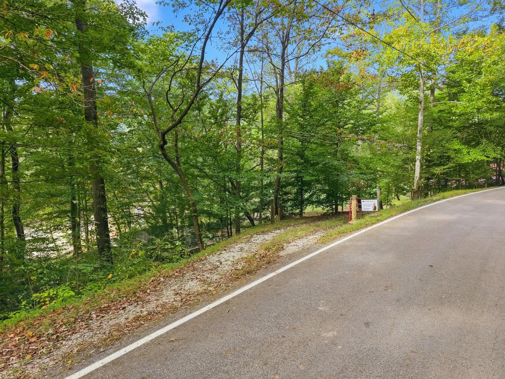 4931 N Fork Road, Stanton