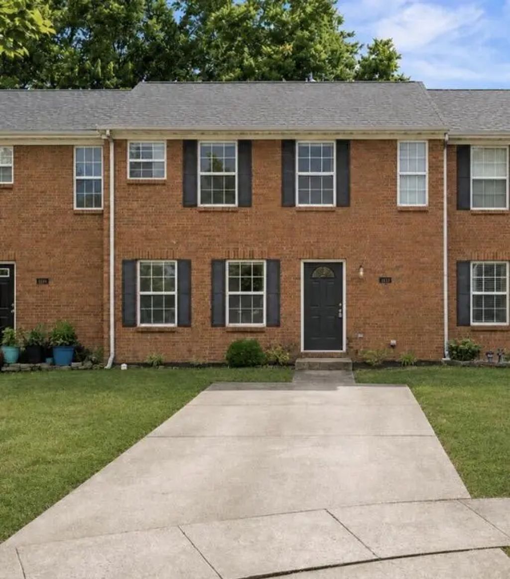 1132 Jonestown Lane, Lexington