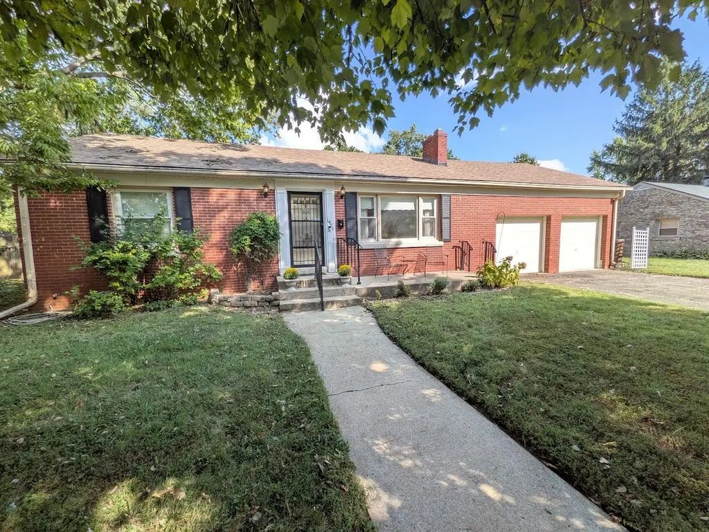1479 N Forbes Road, Lexington