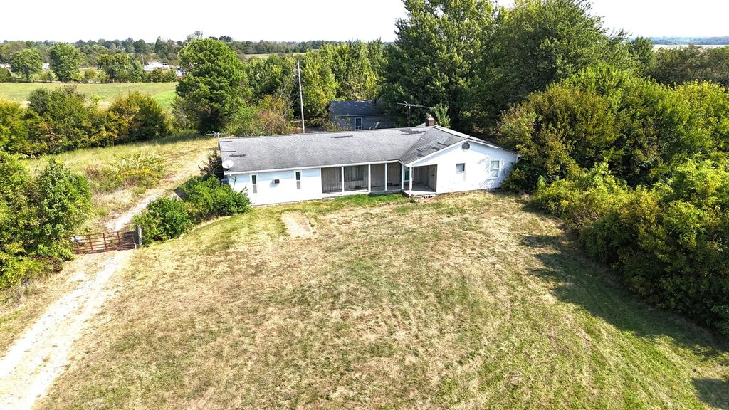 191 Ott Elliott Lane, Harrodsburg