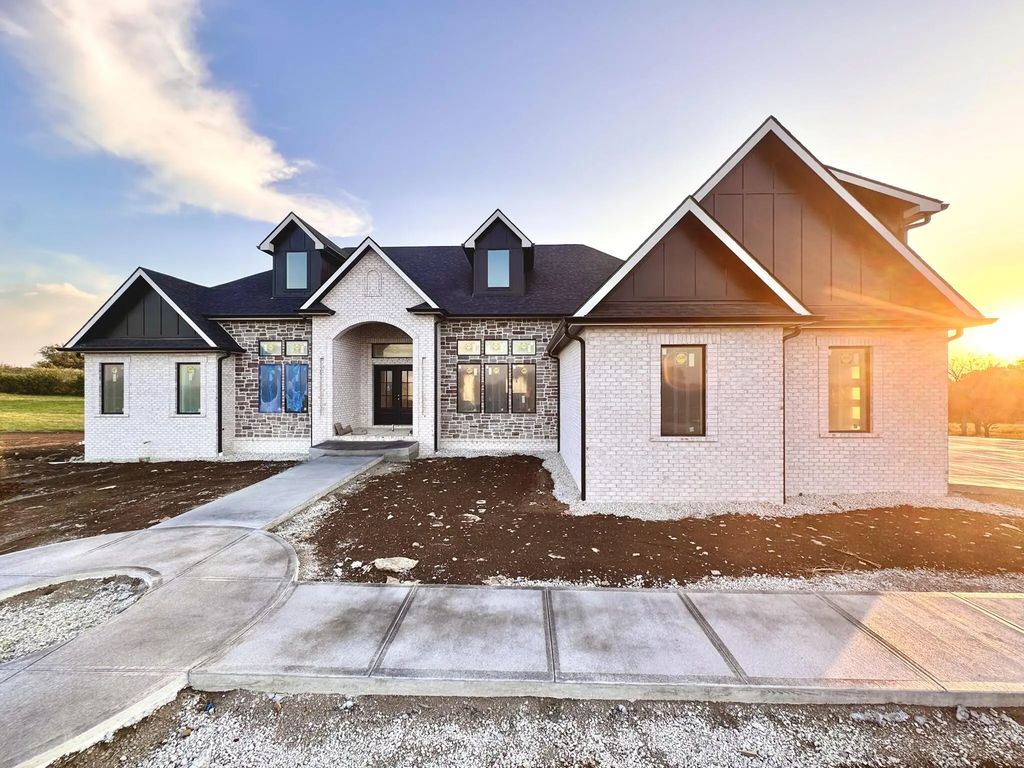 201 Appaloosa Trail, Wilmore