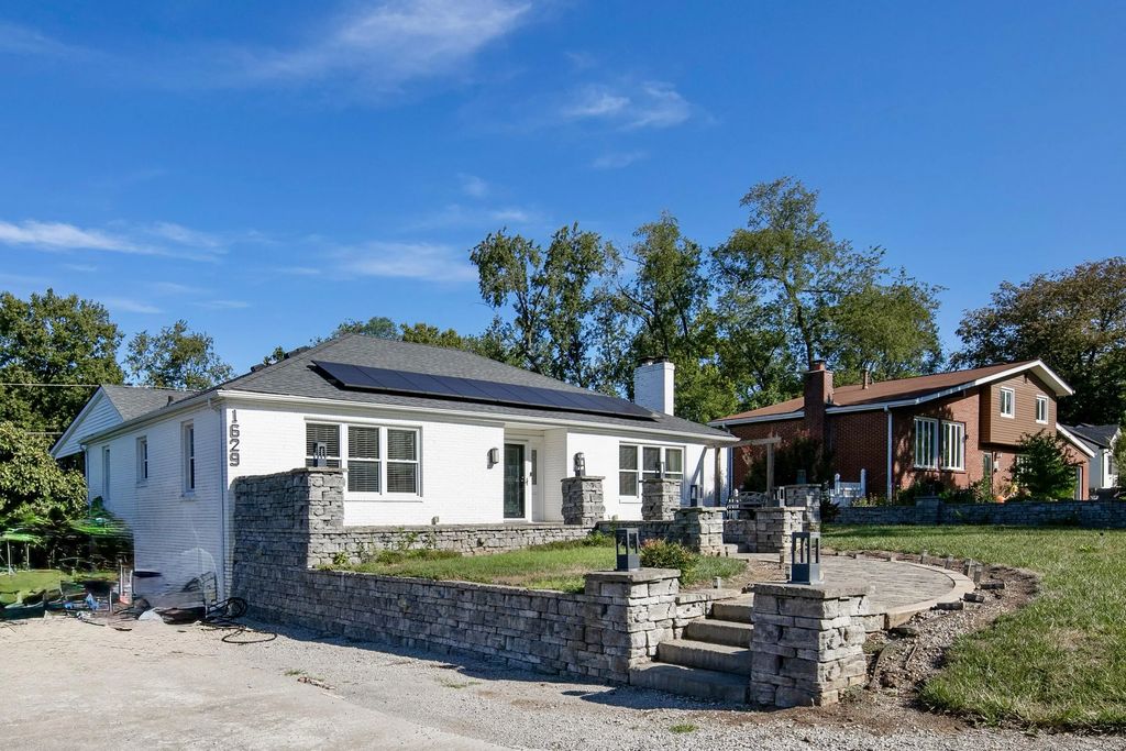 1629 Parkers Mill Road, Lexington