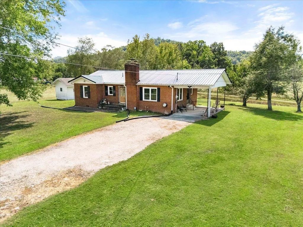 295 Becks Creek Rd Road, Williamsburg