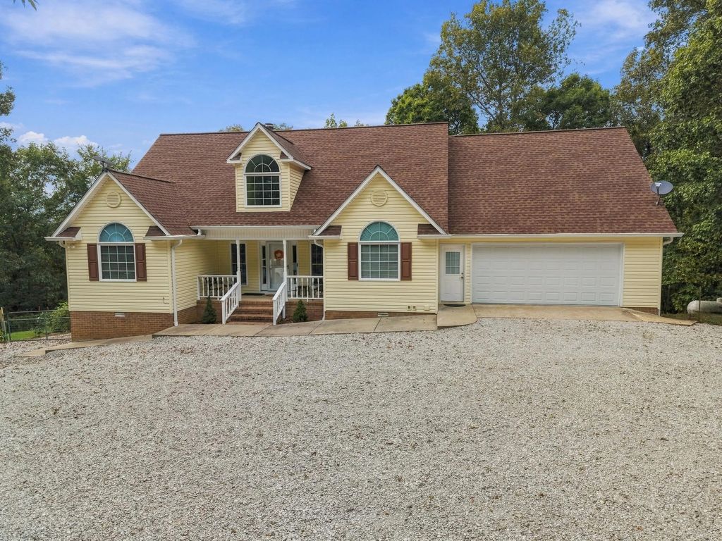 375 Weaver Lane, Princeton