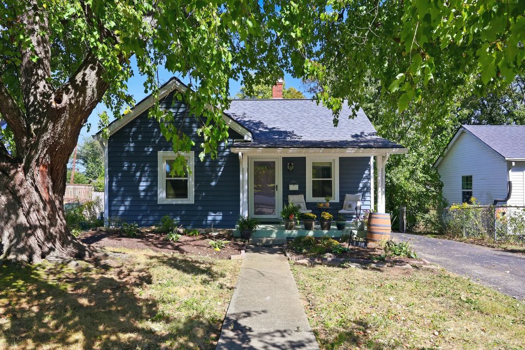 411 Park View Avenue, Lexington