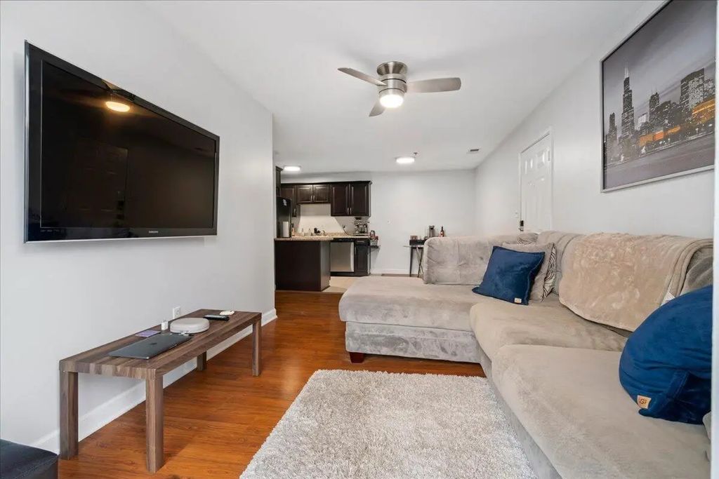 209 Simpson Avenue 208, Lexington