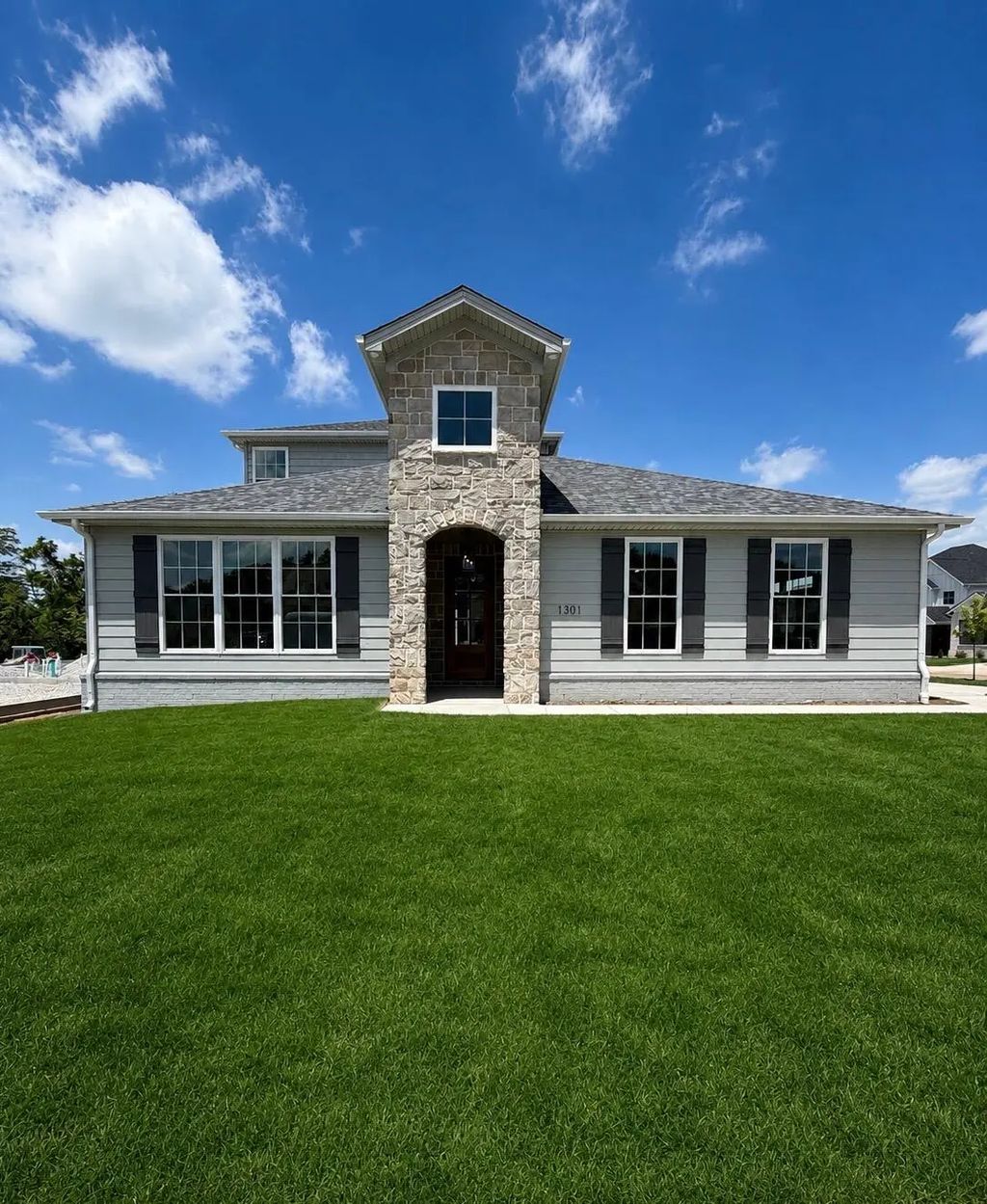 4133  Buttermilk  Road, Lexington