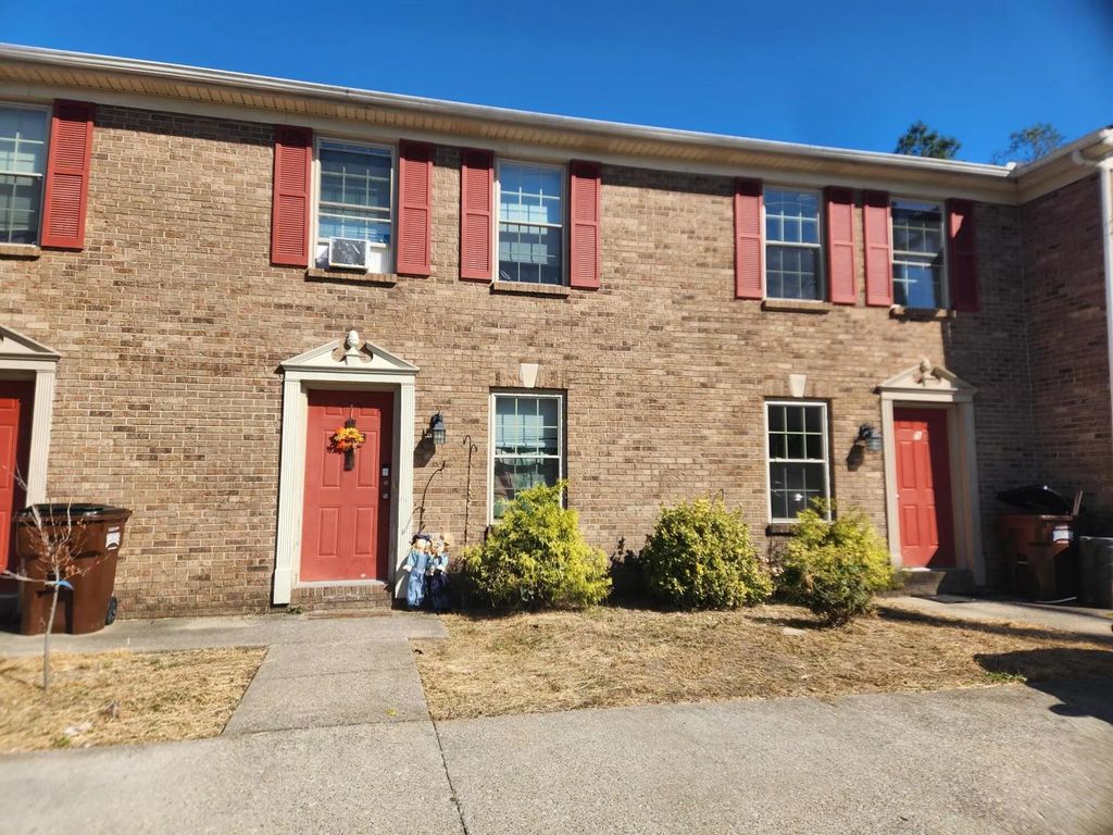 216 Shamrock Lane 5, Richmond