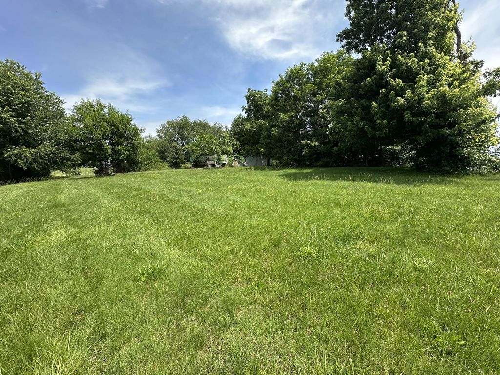 956 W Kentucky 80 Highway, Somerset