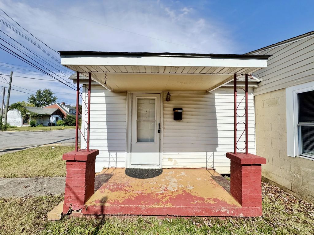500 Robertson Street, Lexington