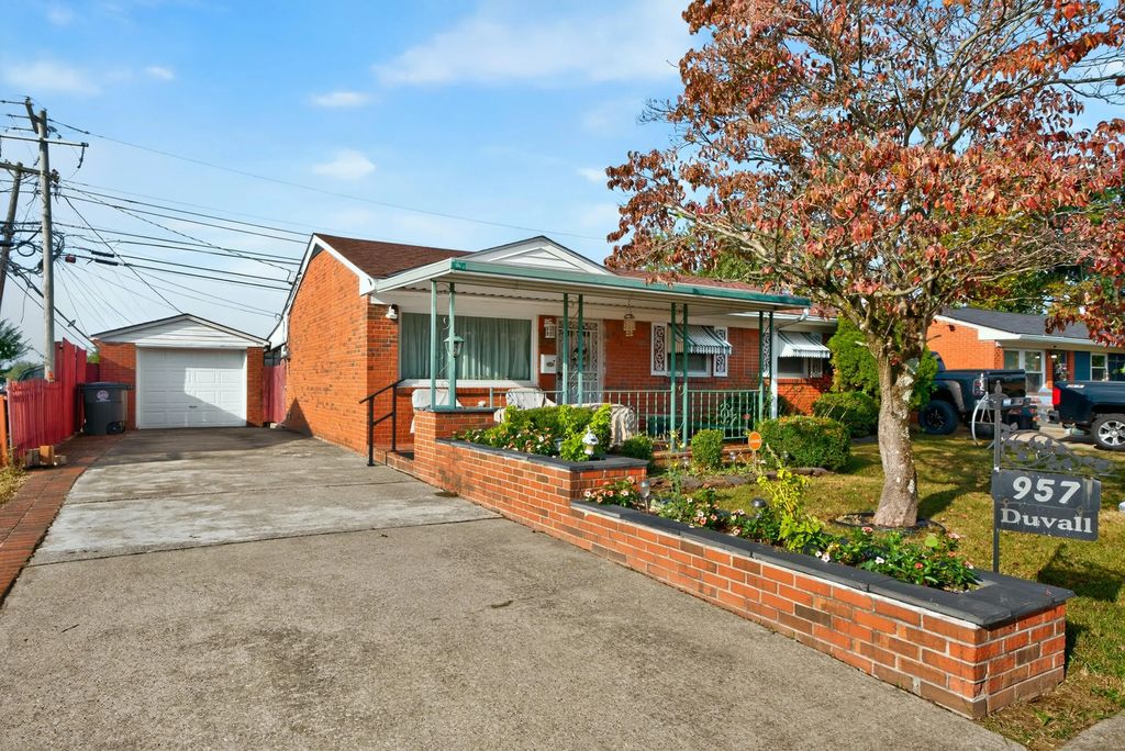 957 Waverly Drive, Lexington