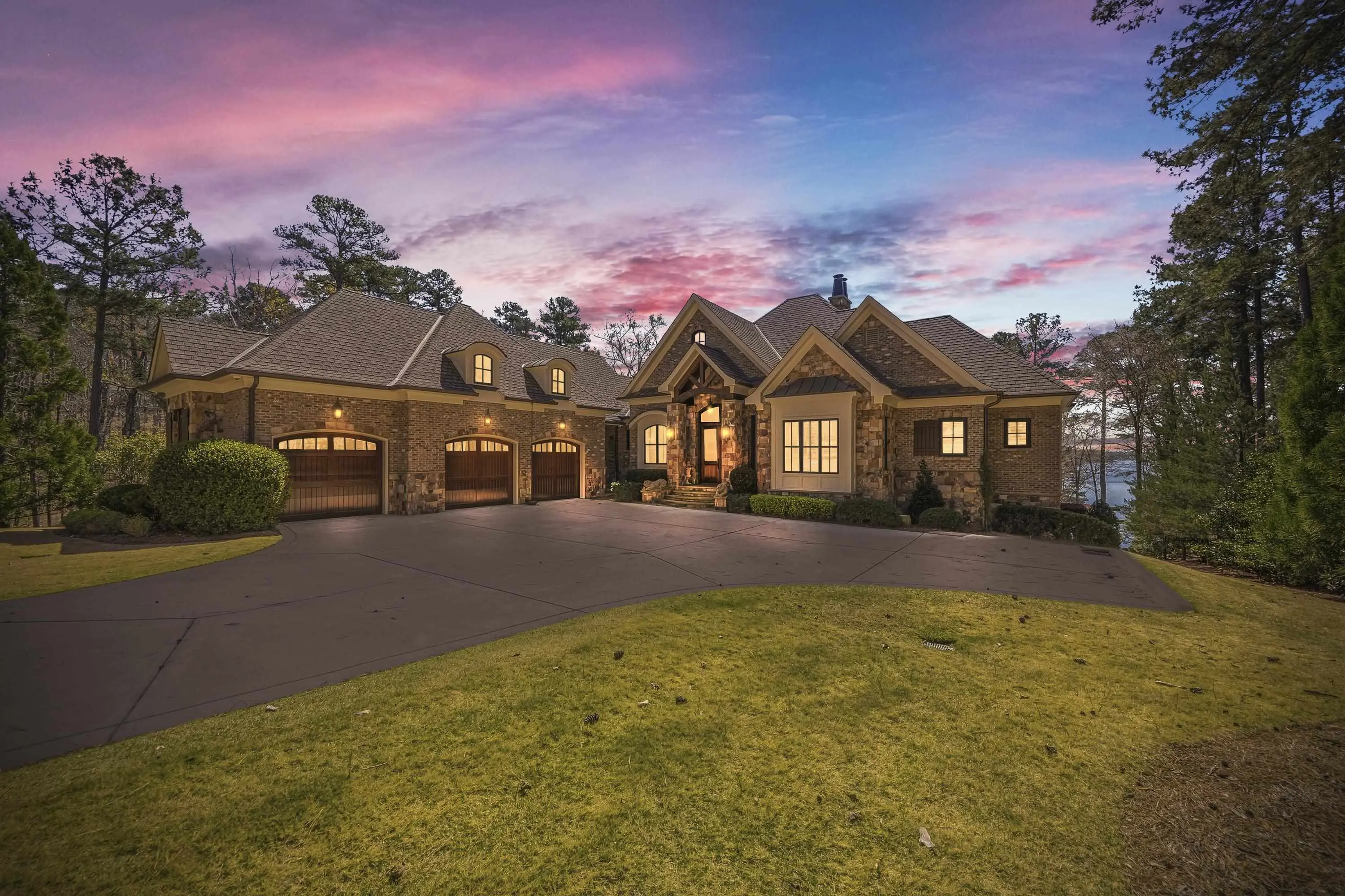 Photo of Listing #70537