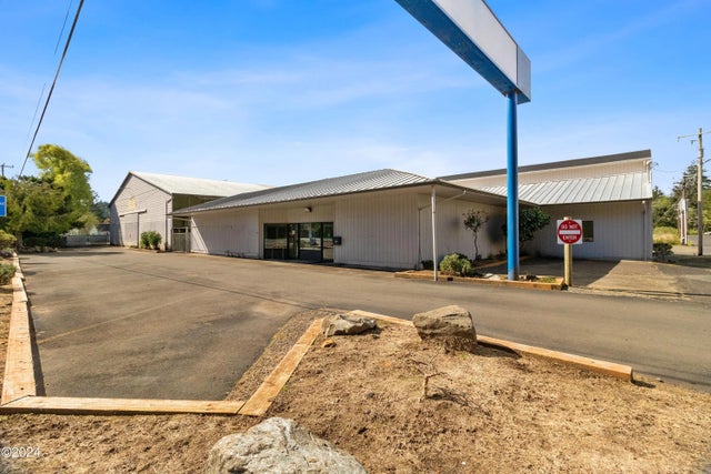 6305 Sw Highway 101, Lincoln City
