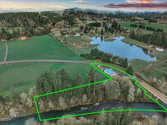 7550 Logsden Road, Logsden