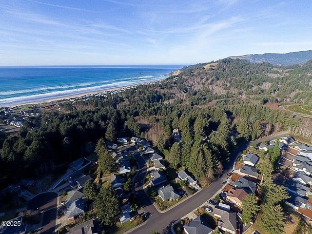 5294 Ne Voyage Avenue, Lincoln City