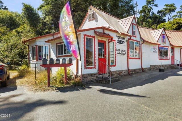 545 Nw Highway 101, Lincoln City