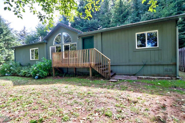 5326 N Beaver Creek Road, Seal Rock
