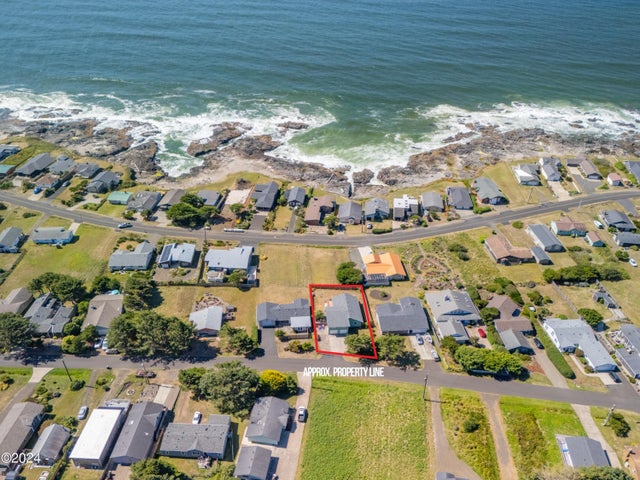 955 Driftwood Lane, Yachats