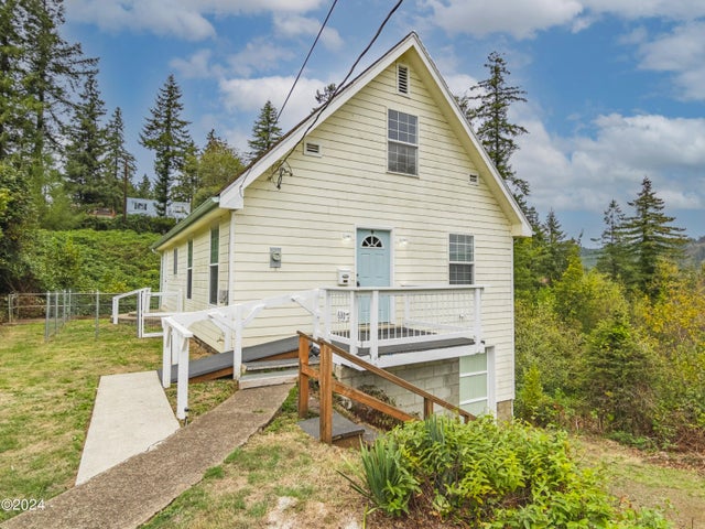 630 Se 4th Street, Toledo