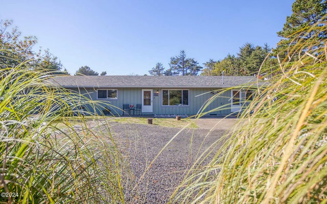 2231 Nw Edenview Way, Newport