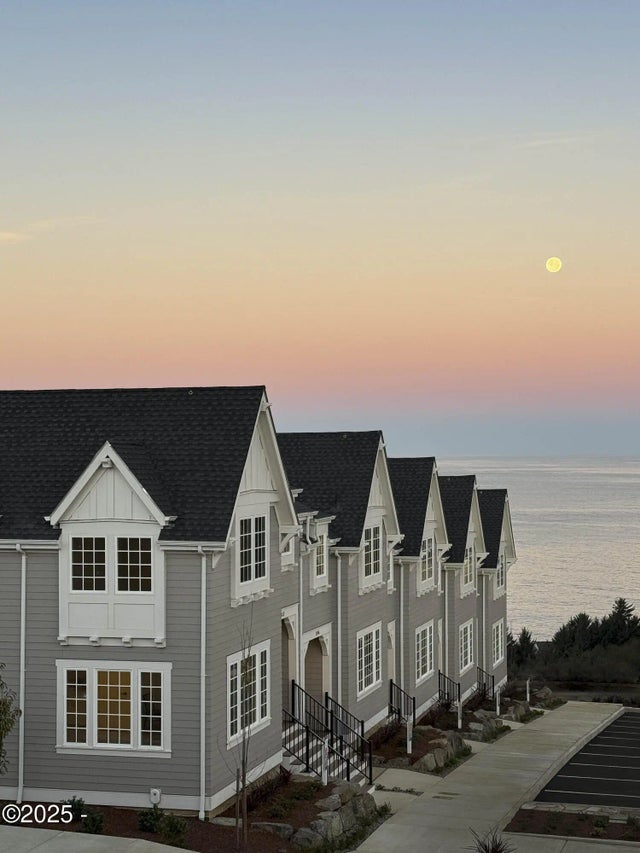 1152 Ne Seascape Avenue 13, Depoe Bay