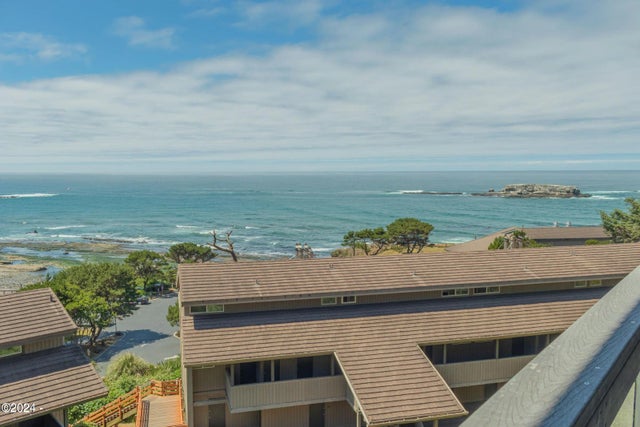 301 Otter Crest Drive 322-323, 1/12th Share, Otter Rock