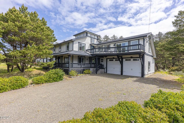 1201 Nw Bayshore Drive, Waldport