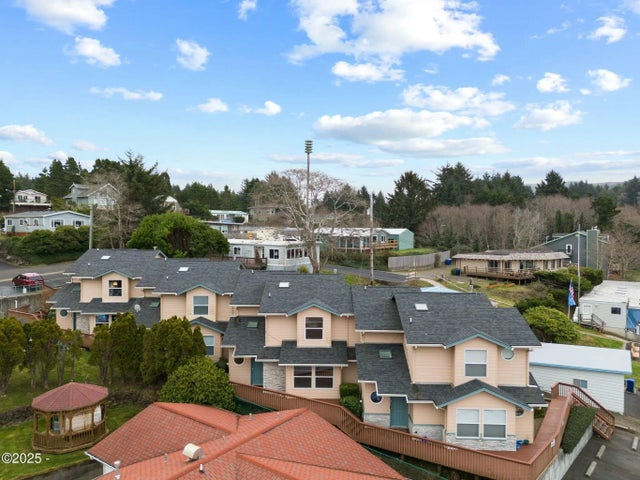 250 Se Coast Guard Drive 2, Depoe Bay