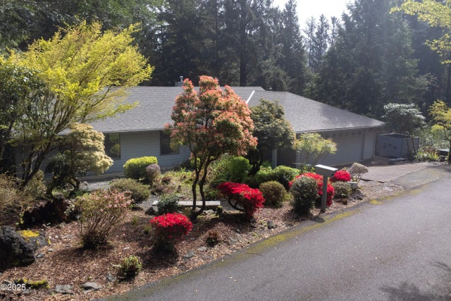 5 Woodthrush Lane, Gleneden Beach