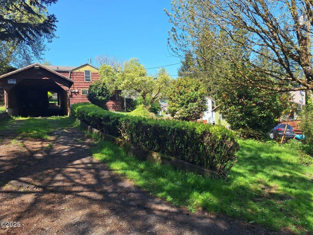 811 Se 7th Place, Toledo