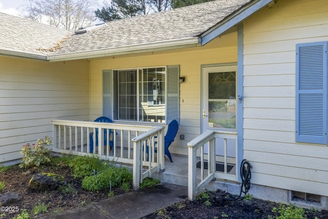 1545 Sw Chad Drive, Waldport