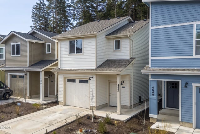 4550 Se Fleming Street, Newport